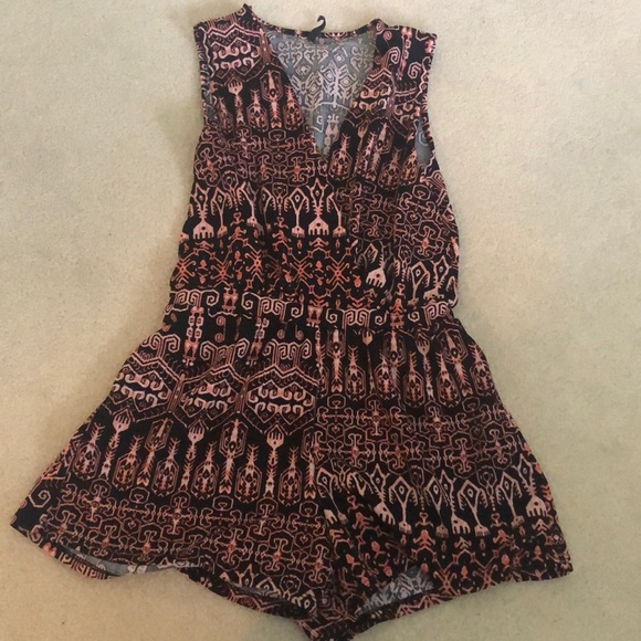 Romper - Picture 1 of 1